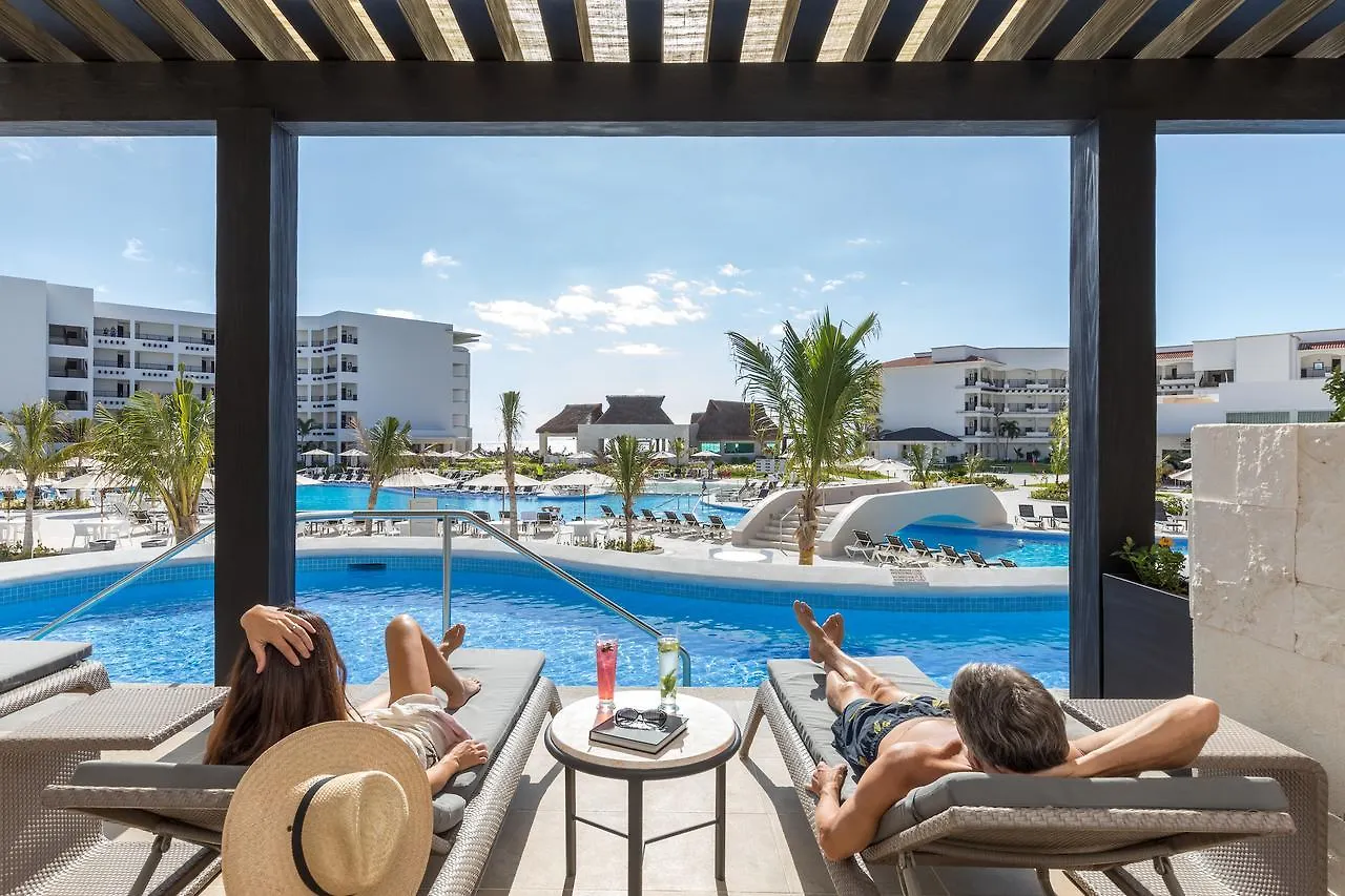 A Private Junior Suite At The All-Inclusive, Ventus At Marina El Cid Spa & Beach (Adults Only) Puerto Morelos 4*,  Messico